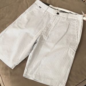 FOX Men’s Pinstripe Shorts. Size 32. NWT!